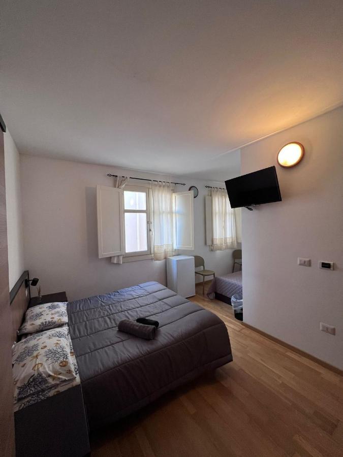 Il Vicoletto Guest House Порто-Торрес Экстерьер фото