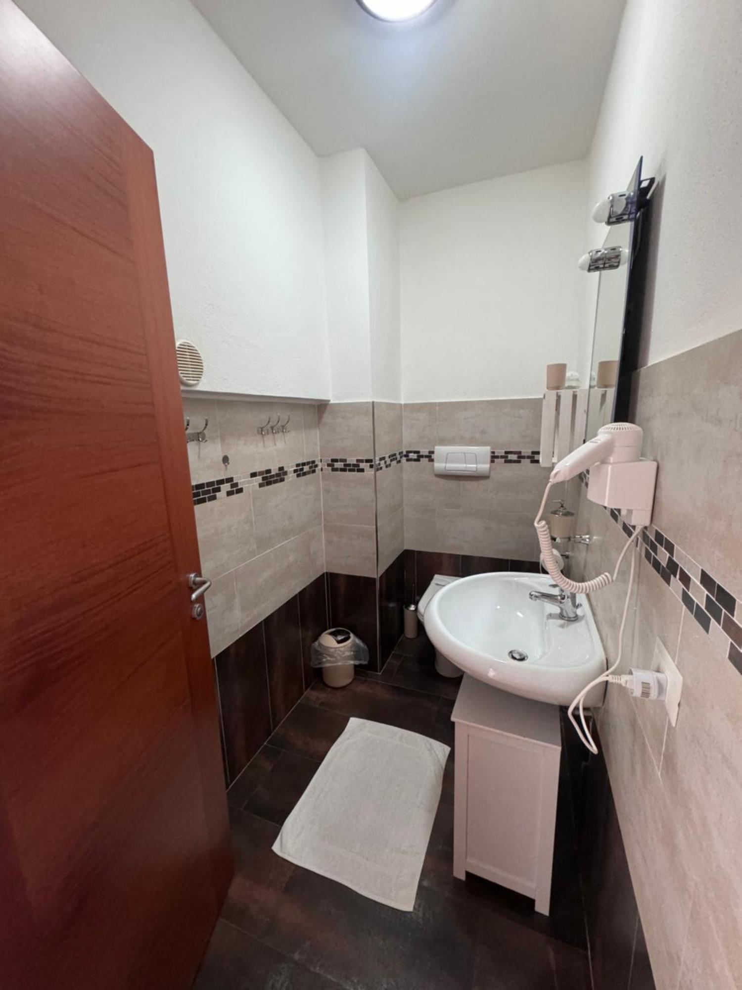 Il Vicoletto Guest House Порто-Торрес Экстерьер фото